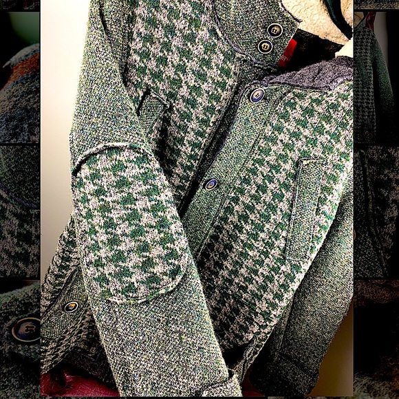 Beautiful Wool Military Grade Italian Long Coat - Picture 2 of 15